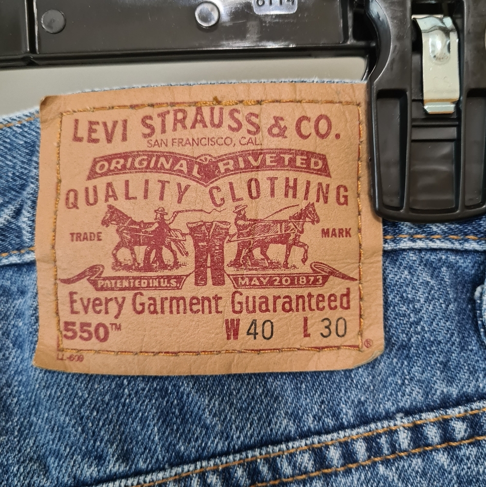 Levi's 550 Men's Jeans, Relaxed Fit 40W 30L